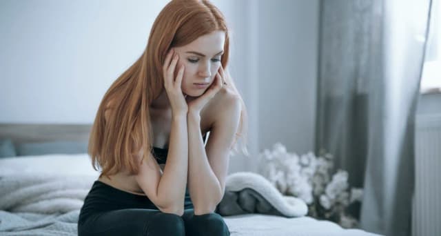Brak miesiączki po porodzie – kiedy to niepokojący objaw? Brak miesiączki po porodzie – kiedy to niepokojący objaw?